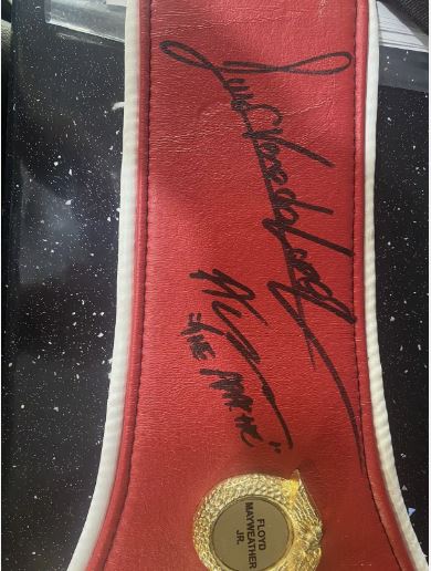 IBF mini belt signed by 5 IBF world champions