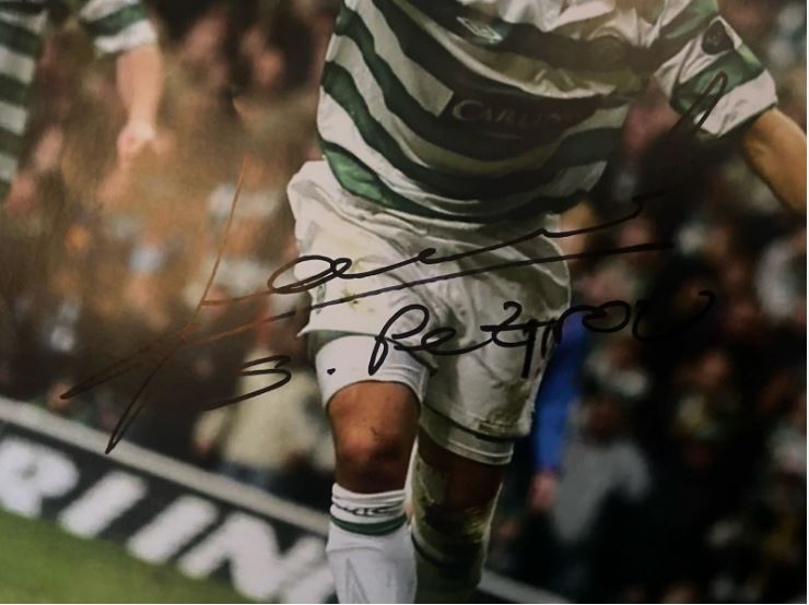 Stiliyan Petrov Signed 16x12 Celtic Photo