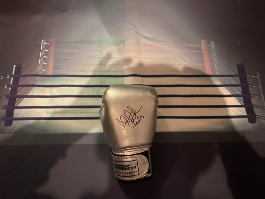 Liam Smith signed Boxing Glove