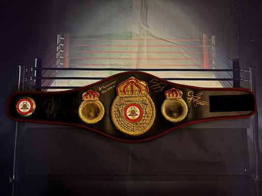 Anthony Cacace, Carl Frampton, David Avanesyan,James 'Jazza' Dickens & Paulie Malignaggi signed WBA replica mini belt