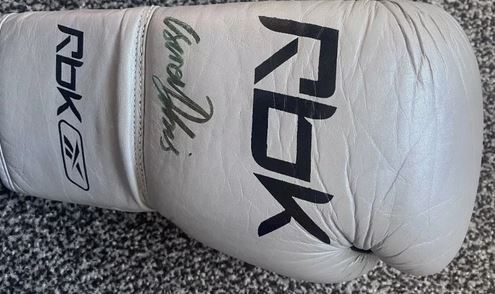 Caroline Dubois (WBC & IBO world champion) signed silver Reebok boxing glove