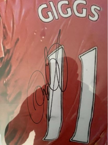 Ryan Giggs Signed 20x16 Inch Poster Framed (Manchester United)
