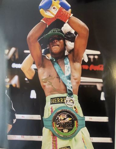 Jadier Herrera signed 16x12 photo